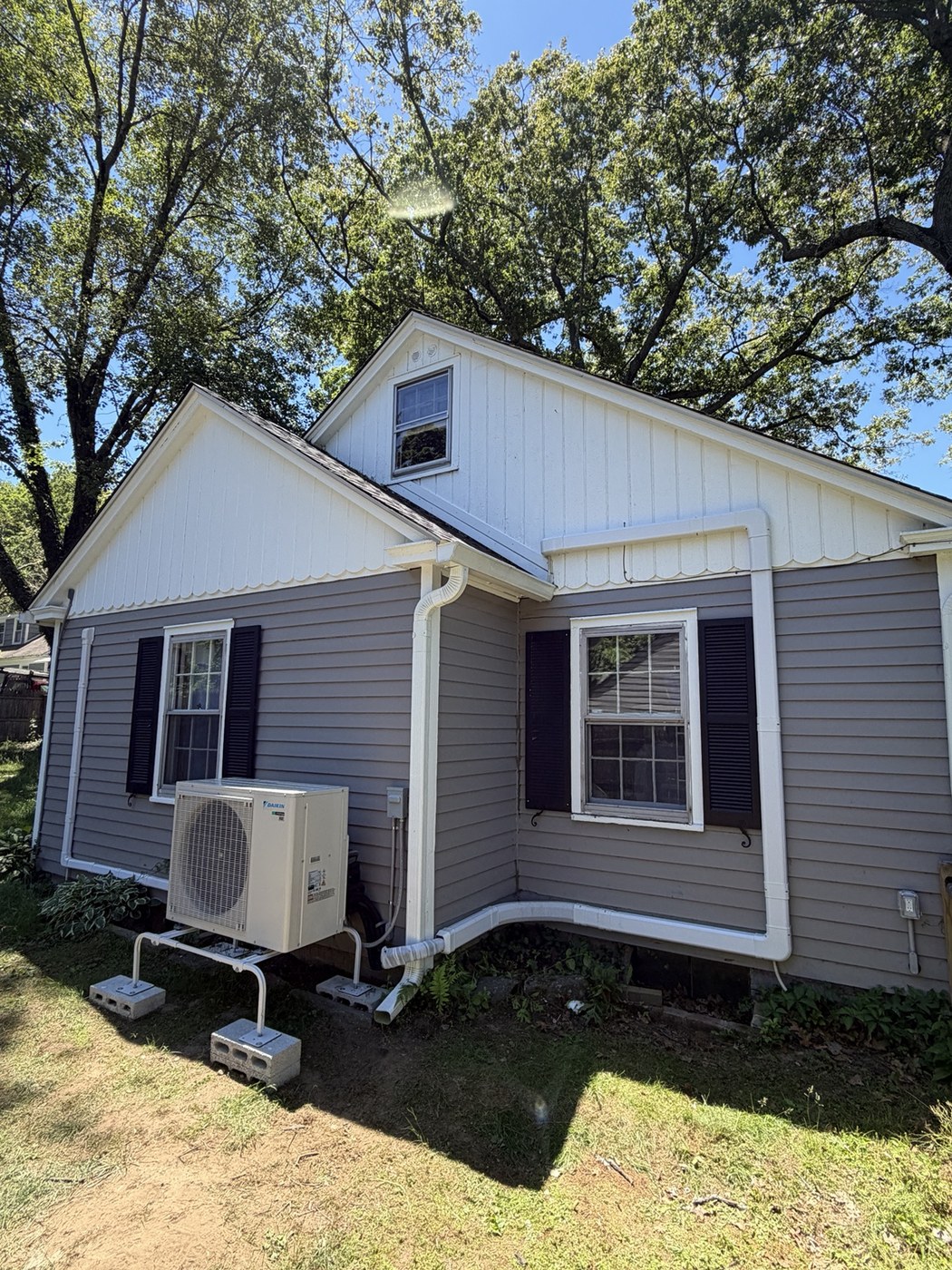 Exterior Daikin installation